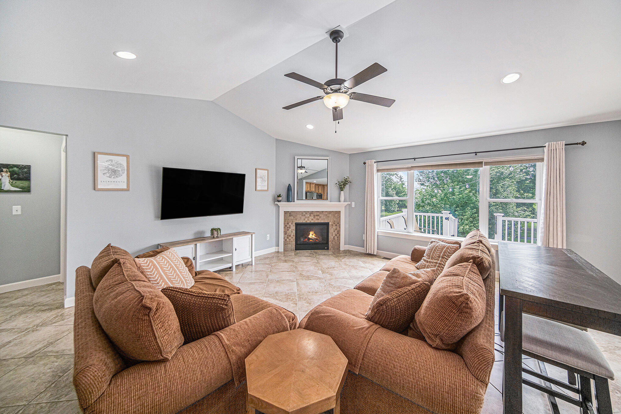 3544 Lexington Circle