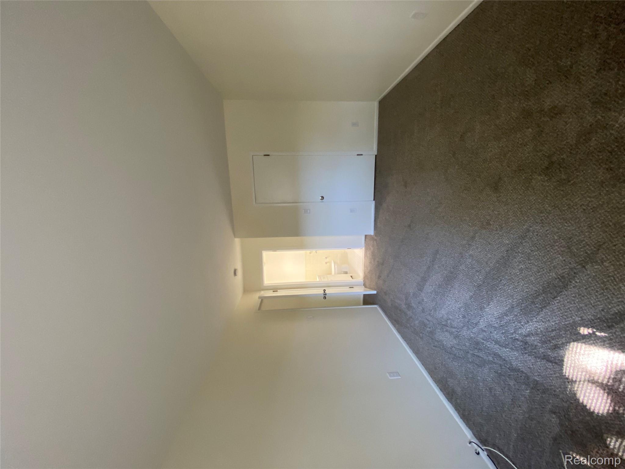 325 Riviera Drive