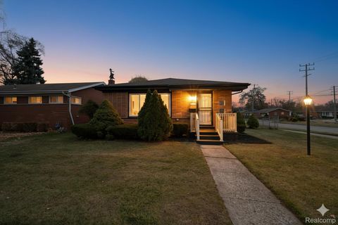 20500 Sunderland Road Detroit City MI 48219