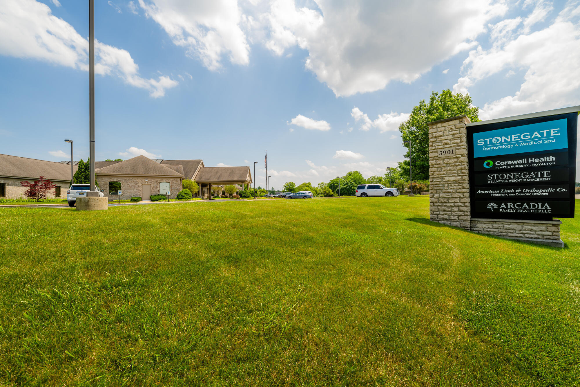 3901 Stonegate Park B