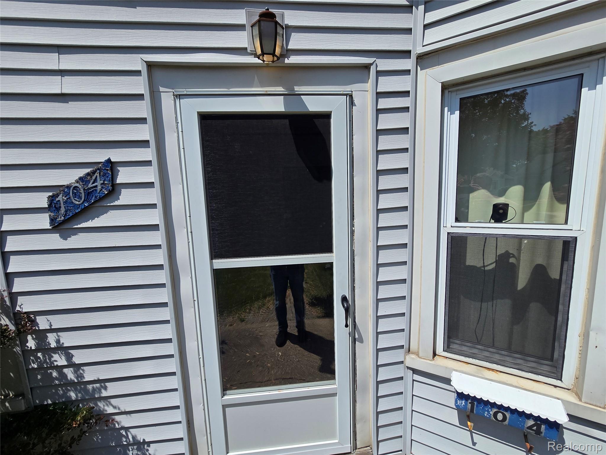 104 Charlevoix Street