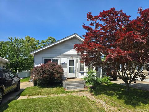104 Charlevoix Street Clawson City MI 48017