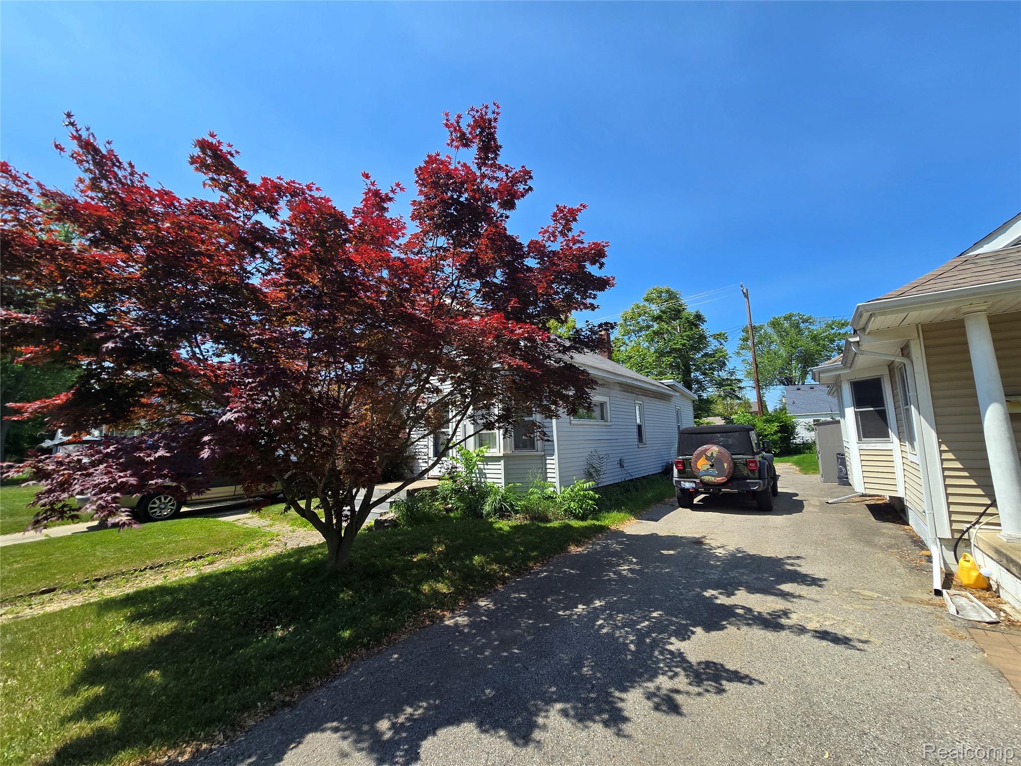 104 Charlevoix Street