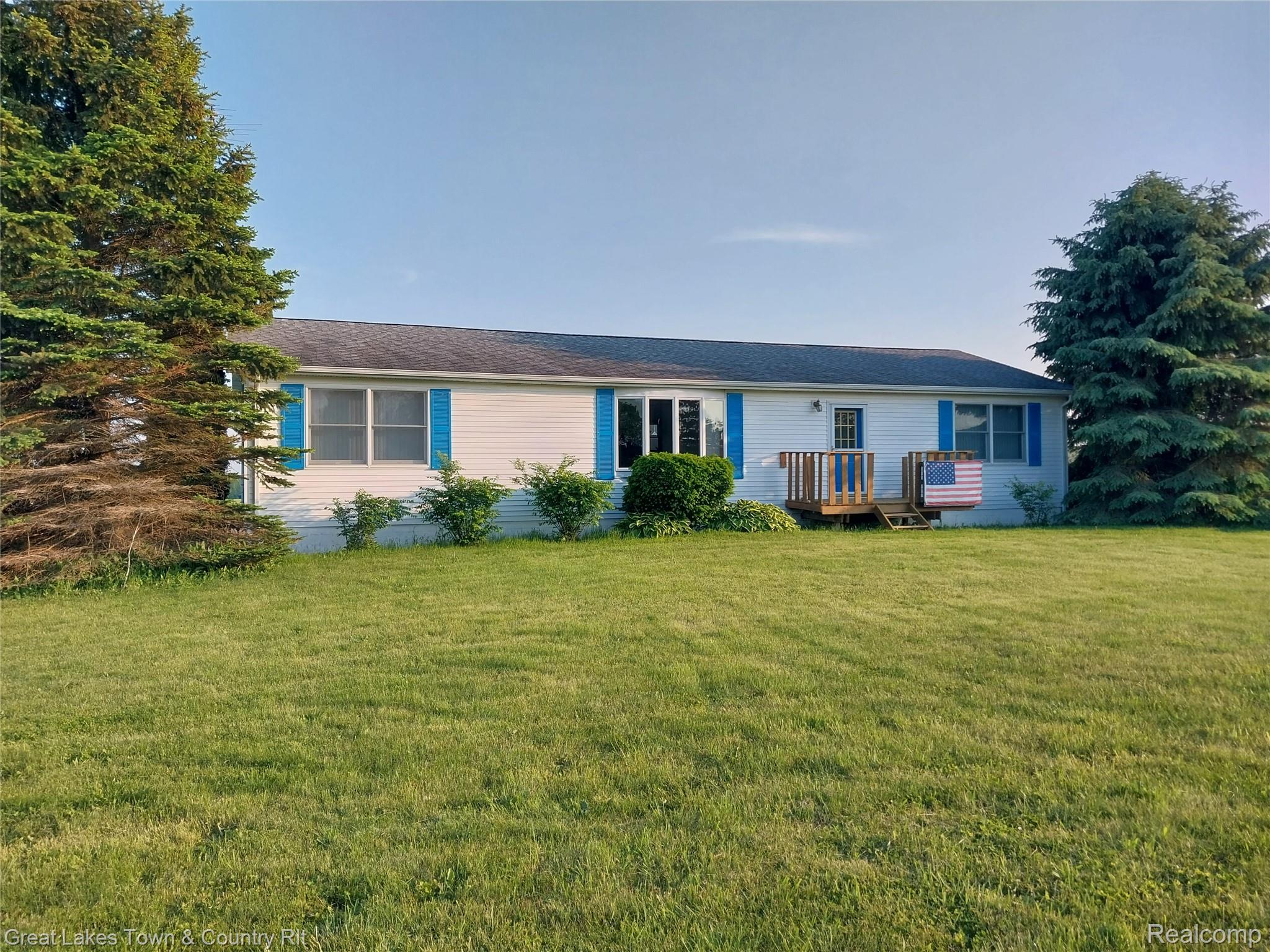 6723 Cedar Creek Road