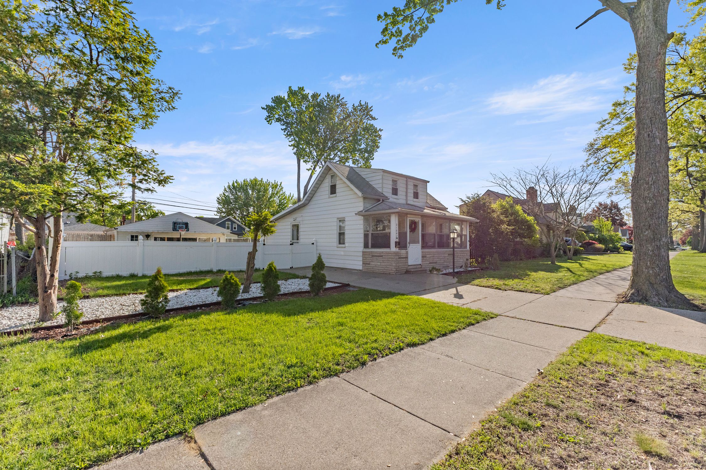 21047 OUTER Drive
