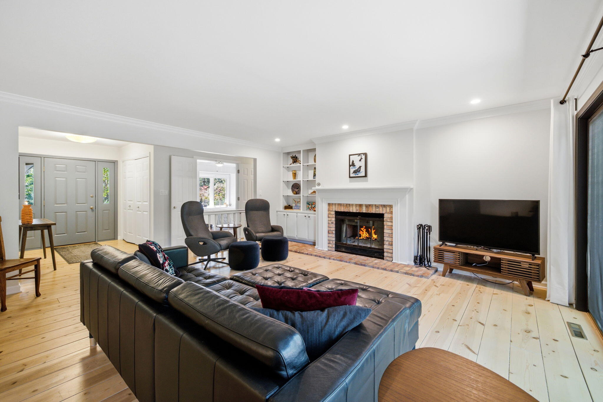 4089 Birchmont Trail