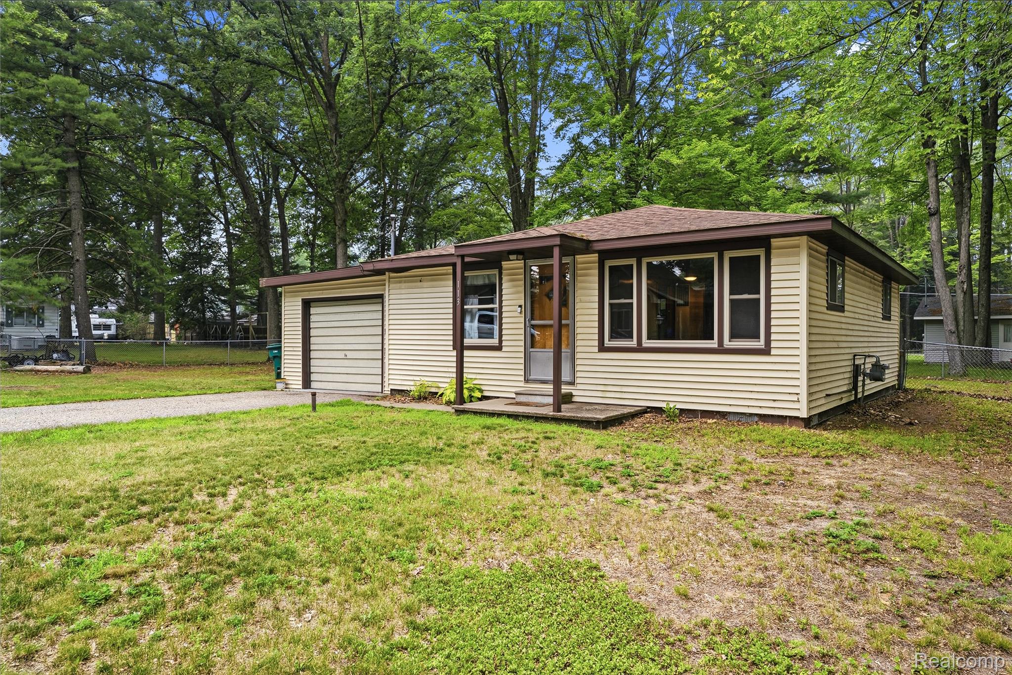 113 Birchwood Avenue