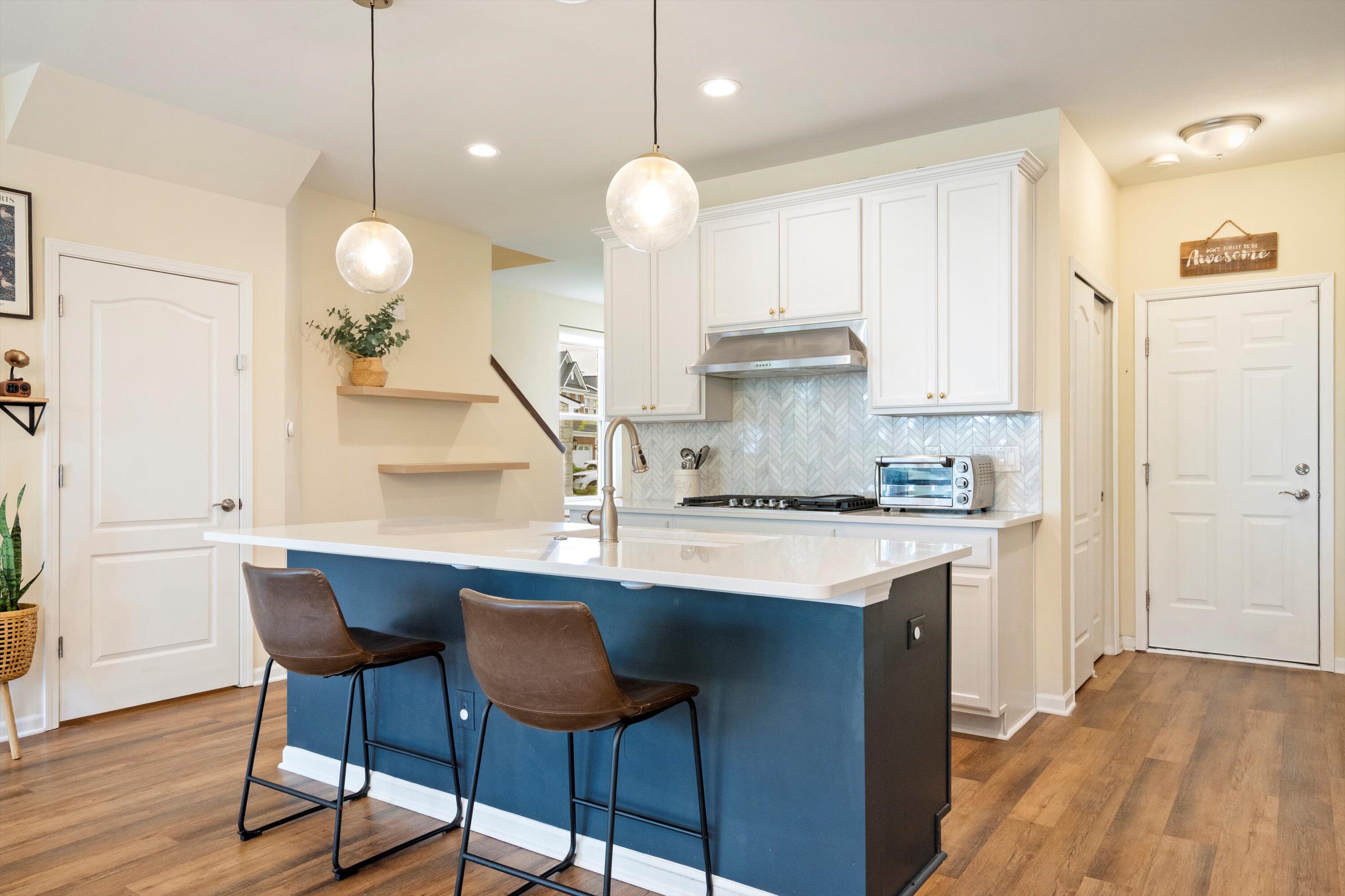 43449 CHANCELLOR Lane