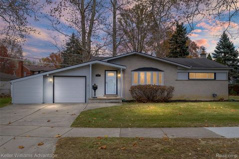 32080 Delaware Street Livonia City MI 48150