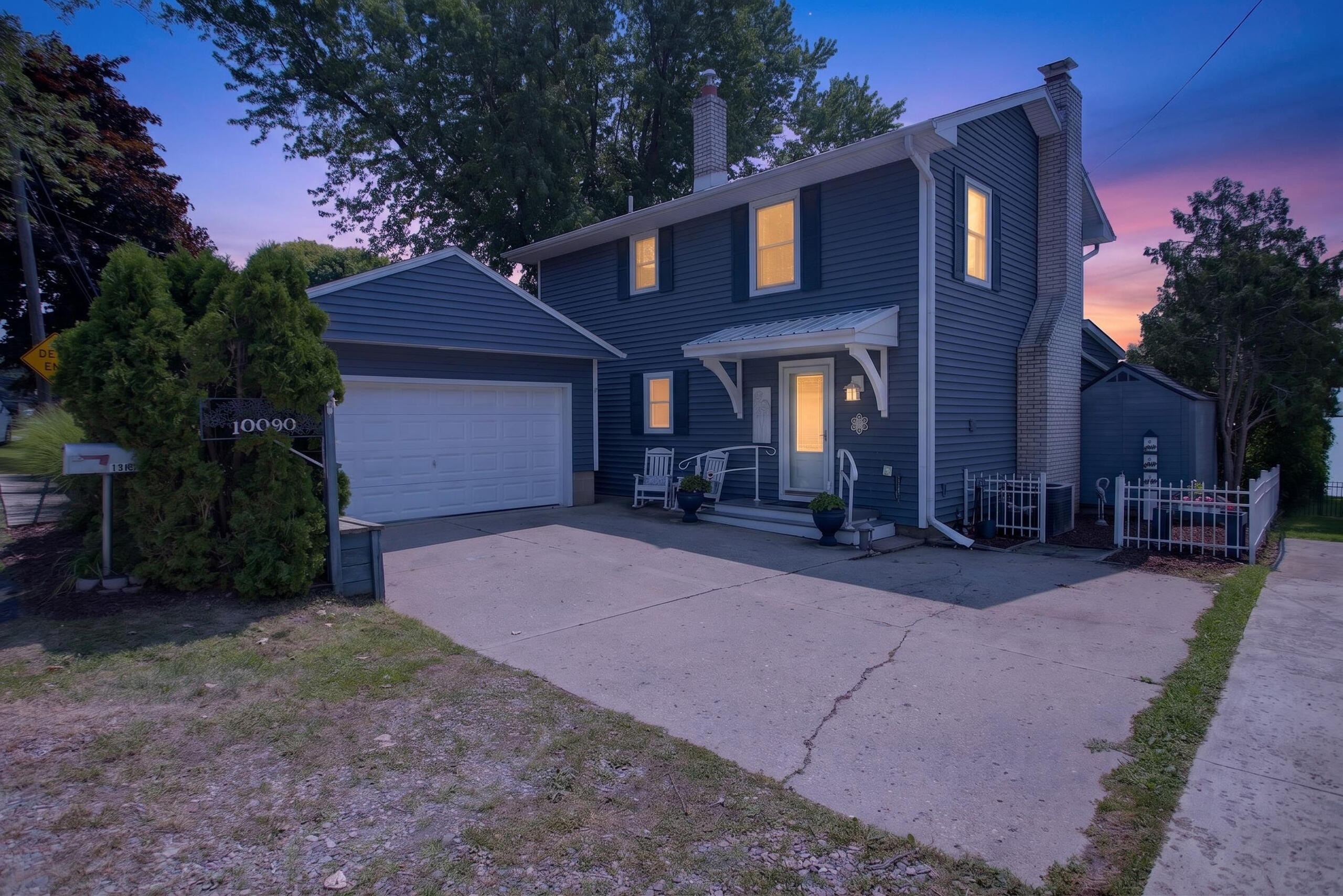 10090 W Ferndale Drive