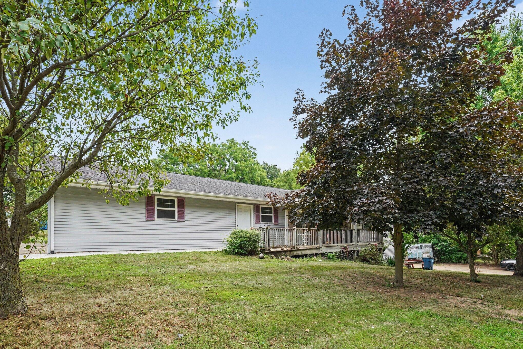 1946 Nazareth Road