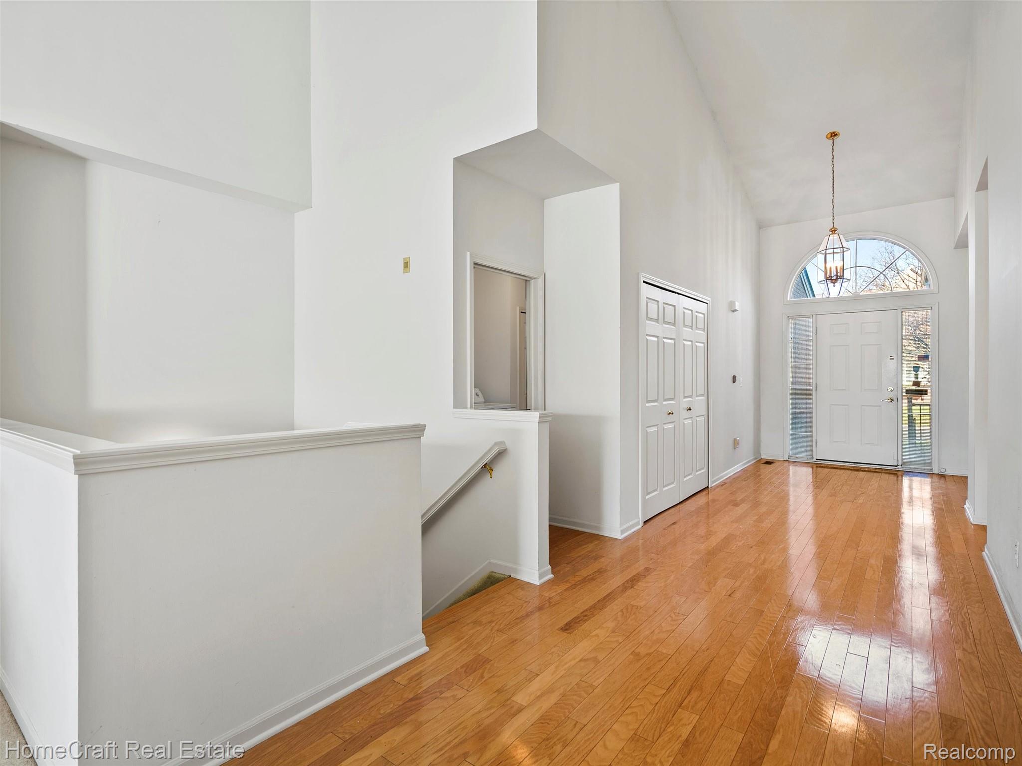 2342 LEXINGTON Circle N 71