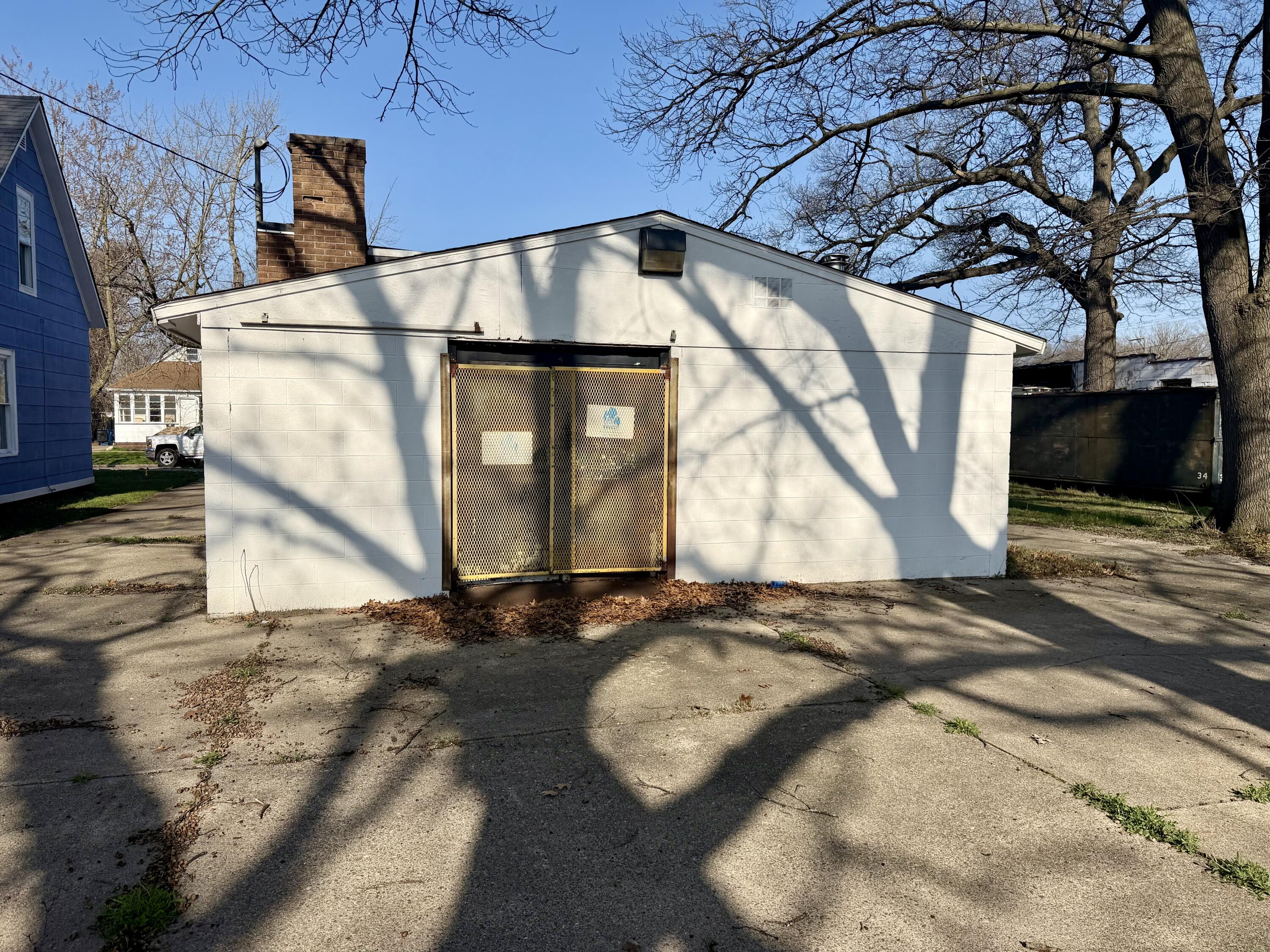 2712 Seventh Street