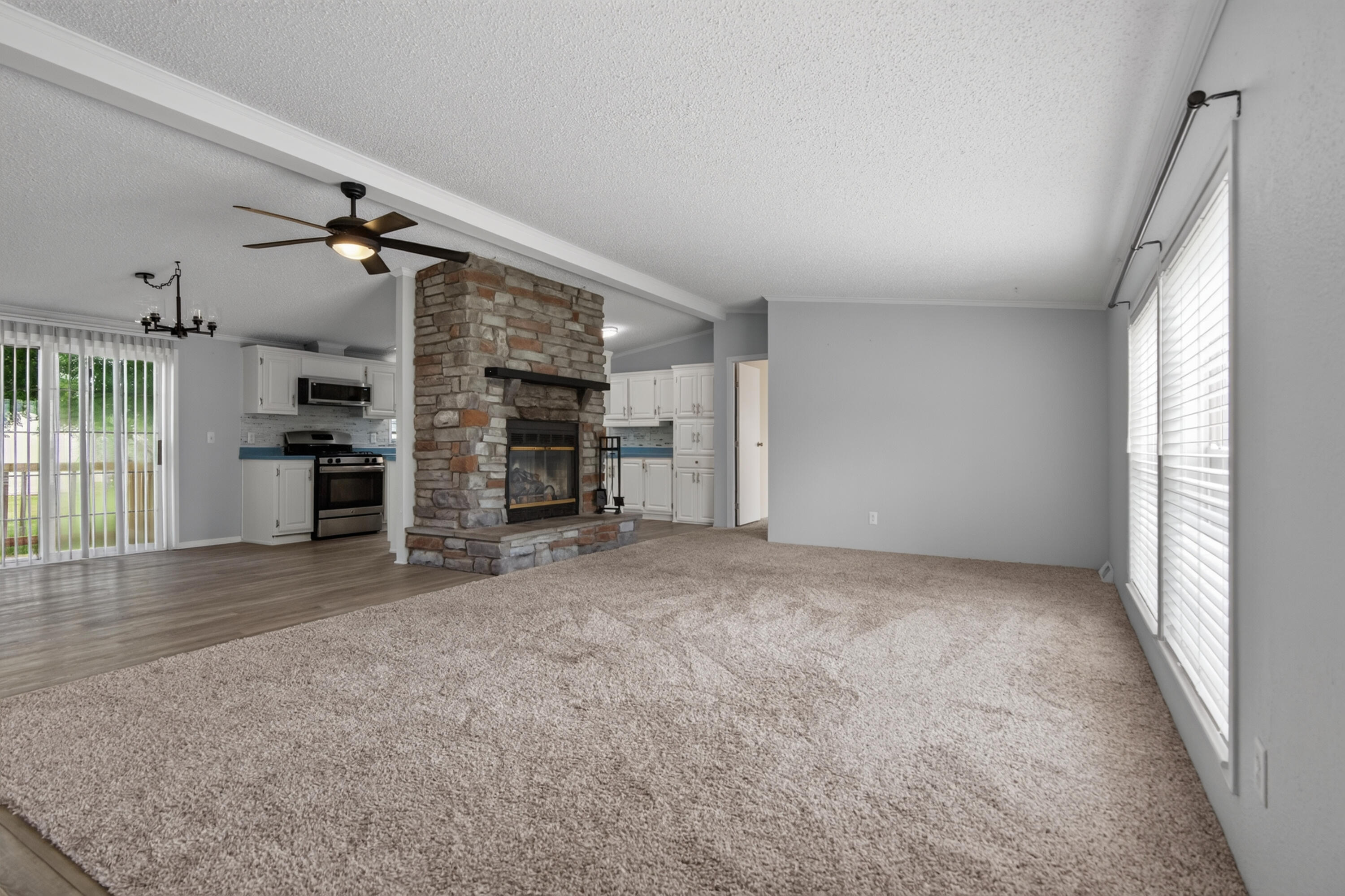 5688 Hawthorn Street 109