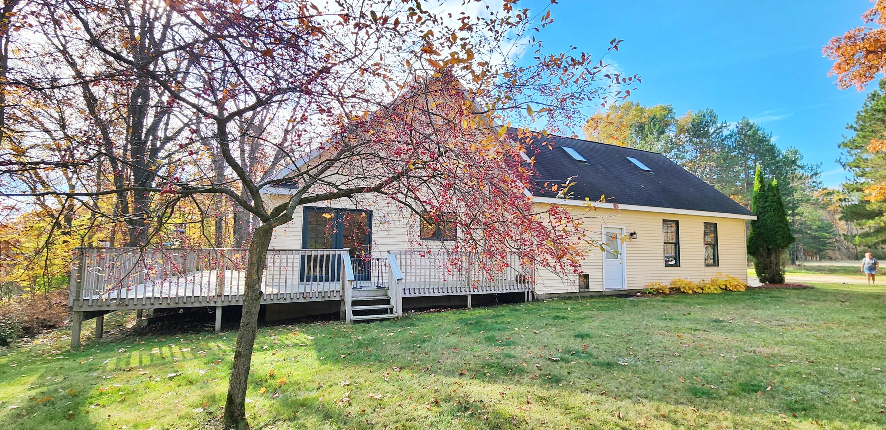 3812 N White River Lane