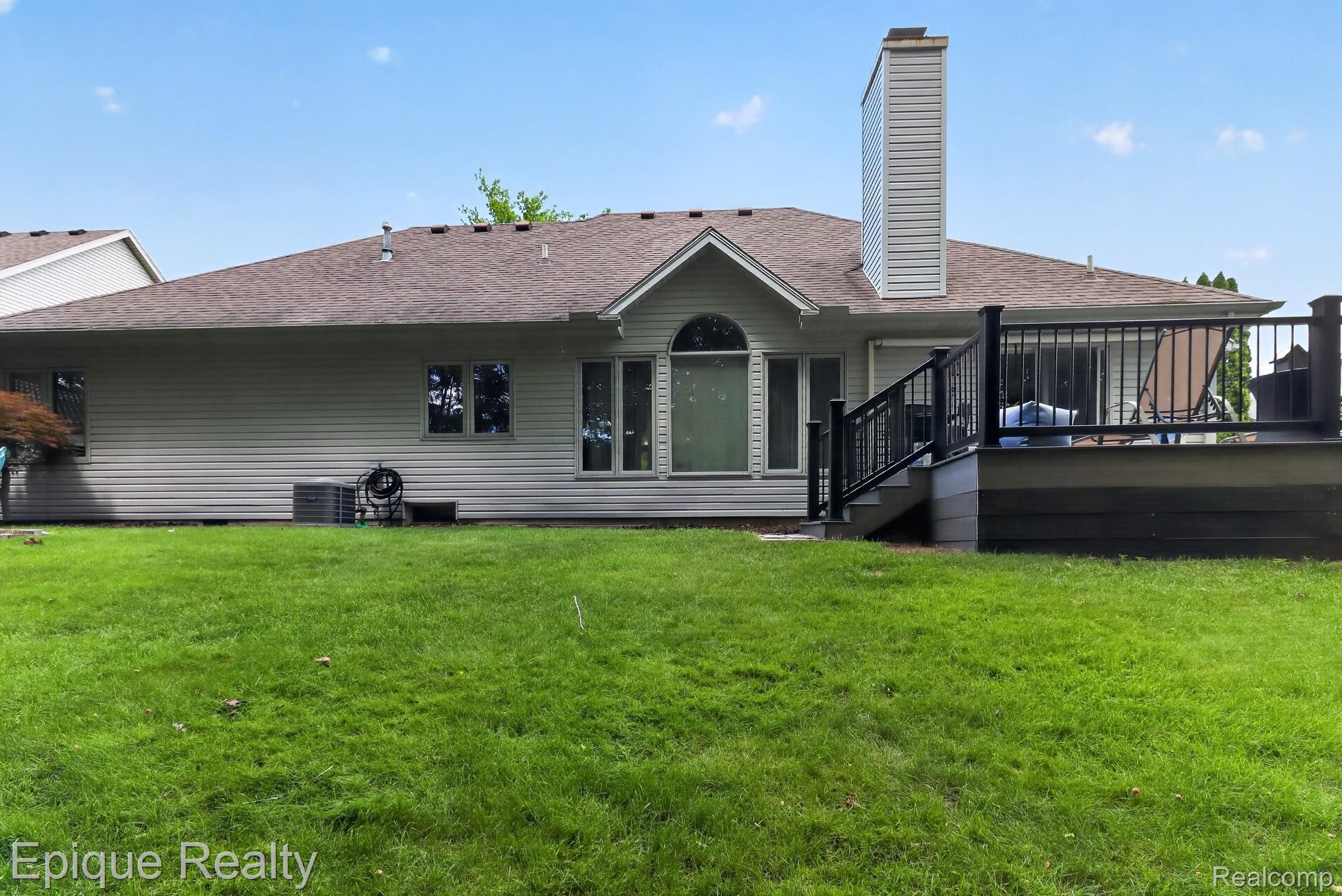 3333 Hemmingway Lane