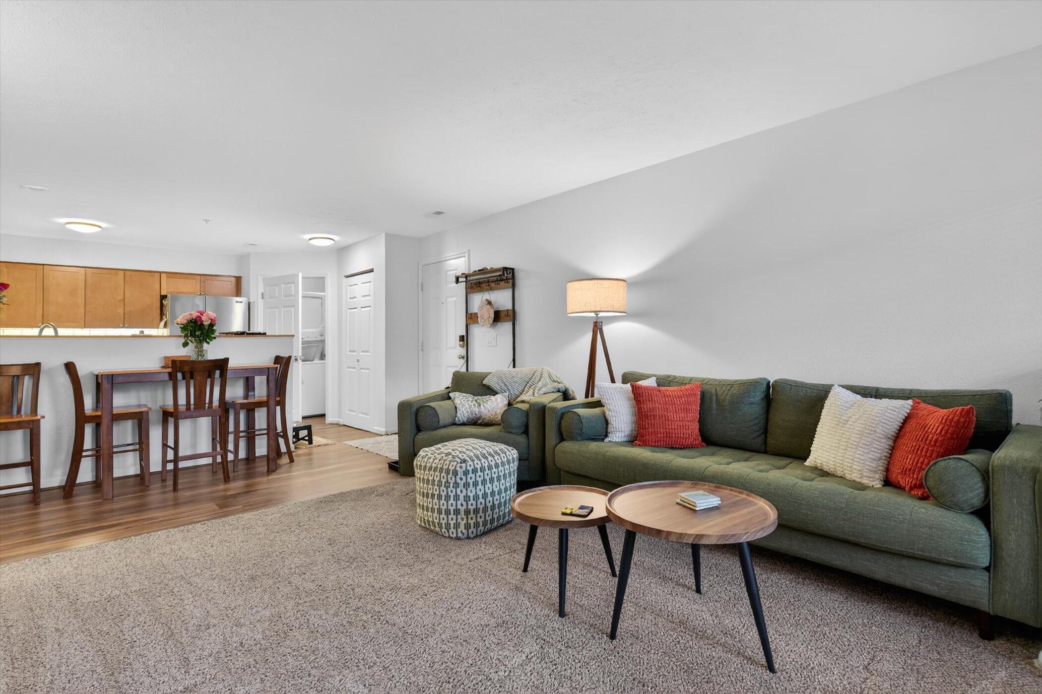 1523 Long Meadow Trail