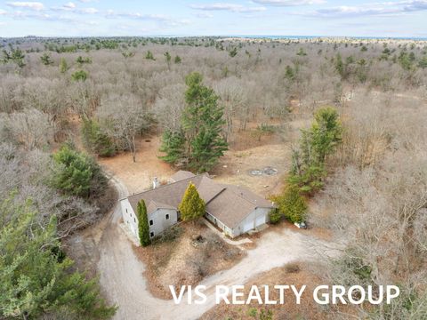 4275 Ford Road Laketon Township MI 49445