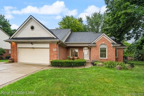 Photo of 6778 Baytree Court, Shelby Charter Township, MI 48316 (MLS # 20251020888) Photo of 6778 Baytree Court, Shelby Charter Township, MI 48316 (MLS # 20251020888)