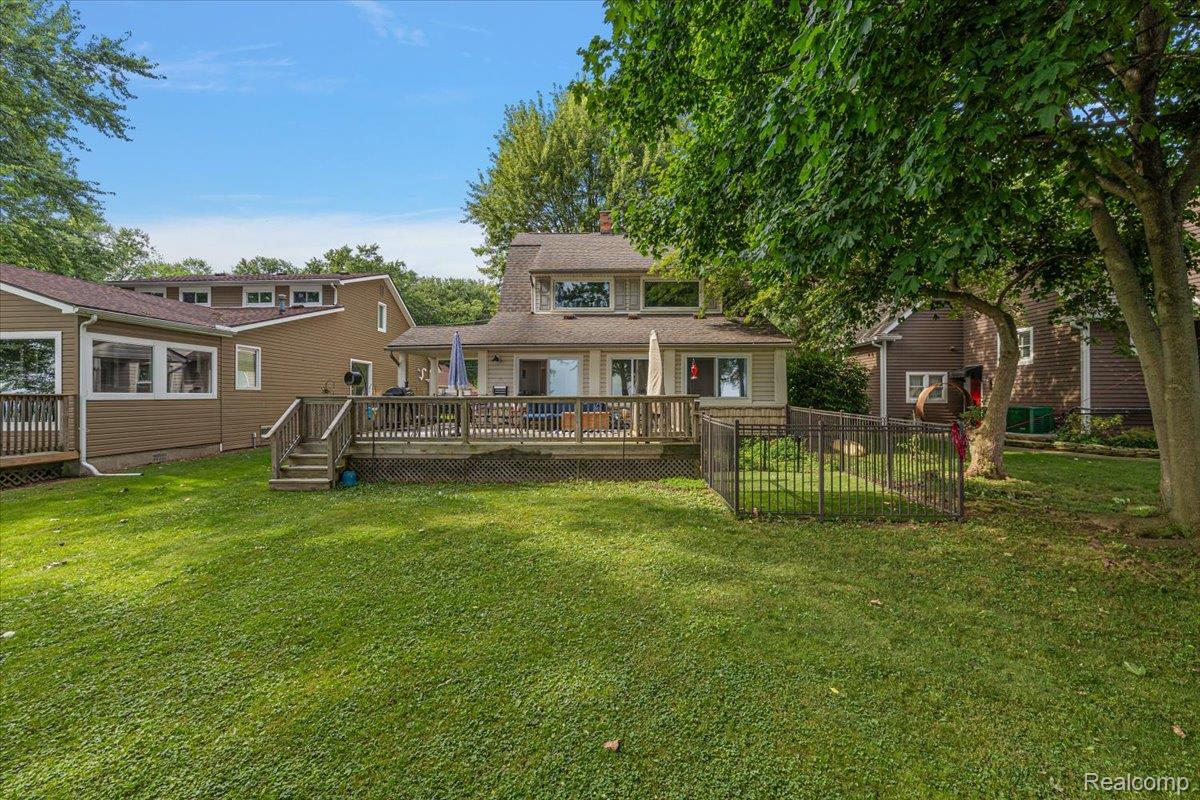 38292 Murdick Drive