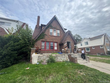 15722 Wisconsin Street Detroit City MI 48238