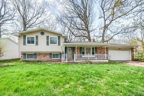1173 Pickwick Place Flint Charter Township MI 48507