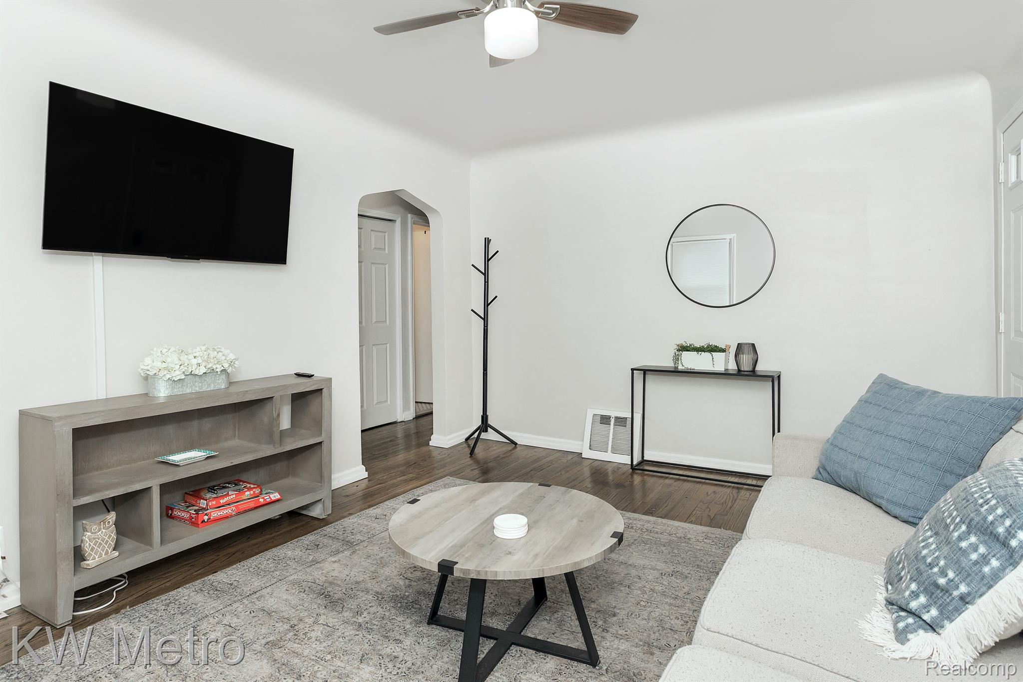 3340 EDGEWORTH Street