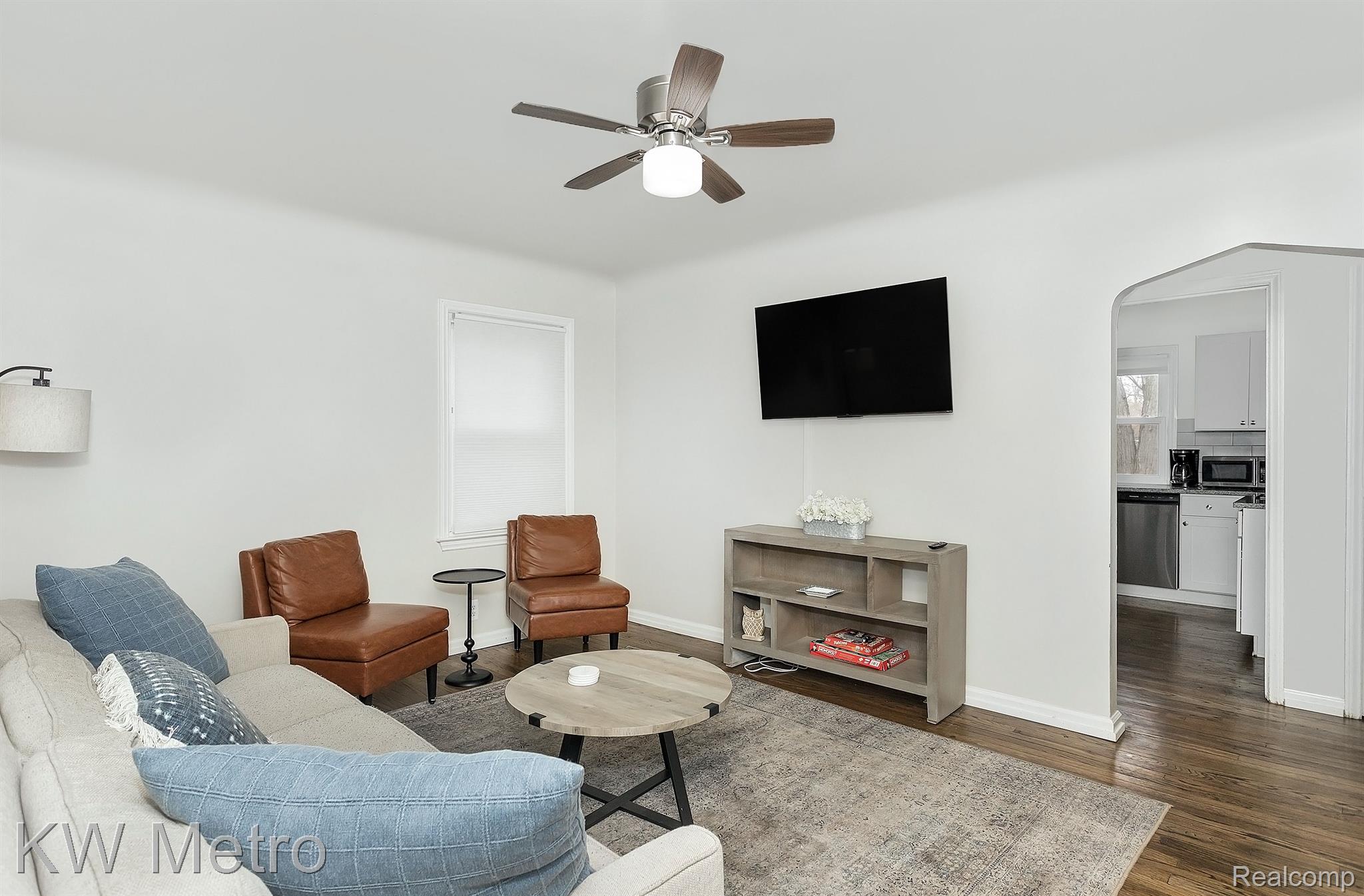 3340 EDGEWORTH Street