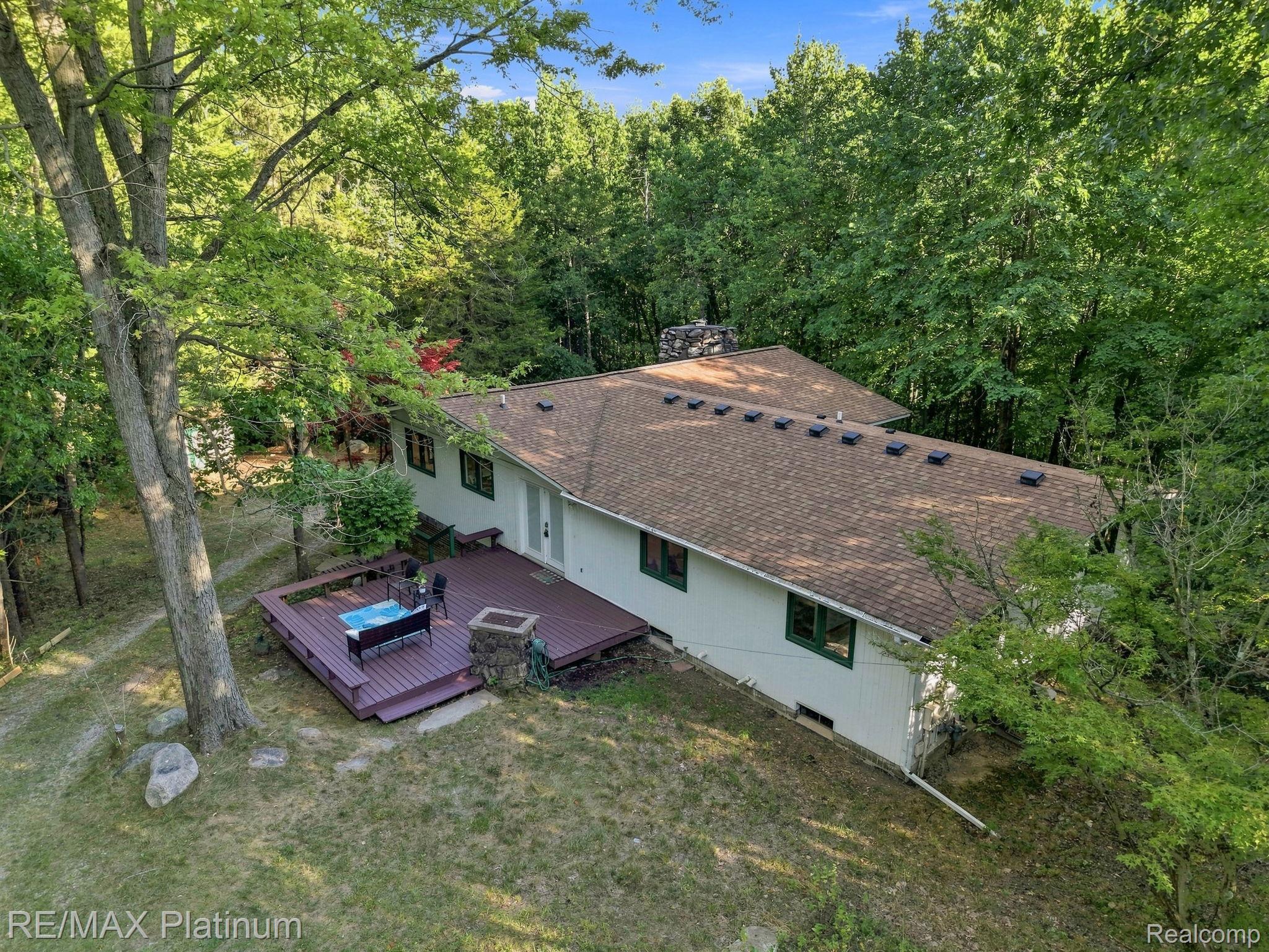 2420 Shagbark