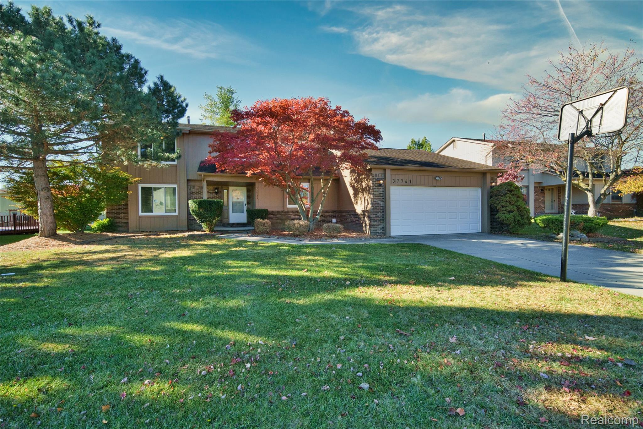 37741 Lancaster Drive