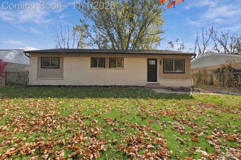 Photo for 15553 Wellington Street