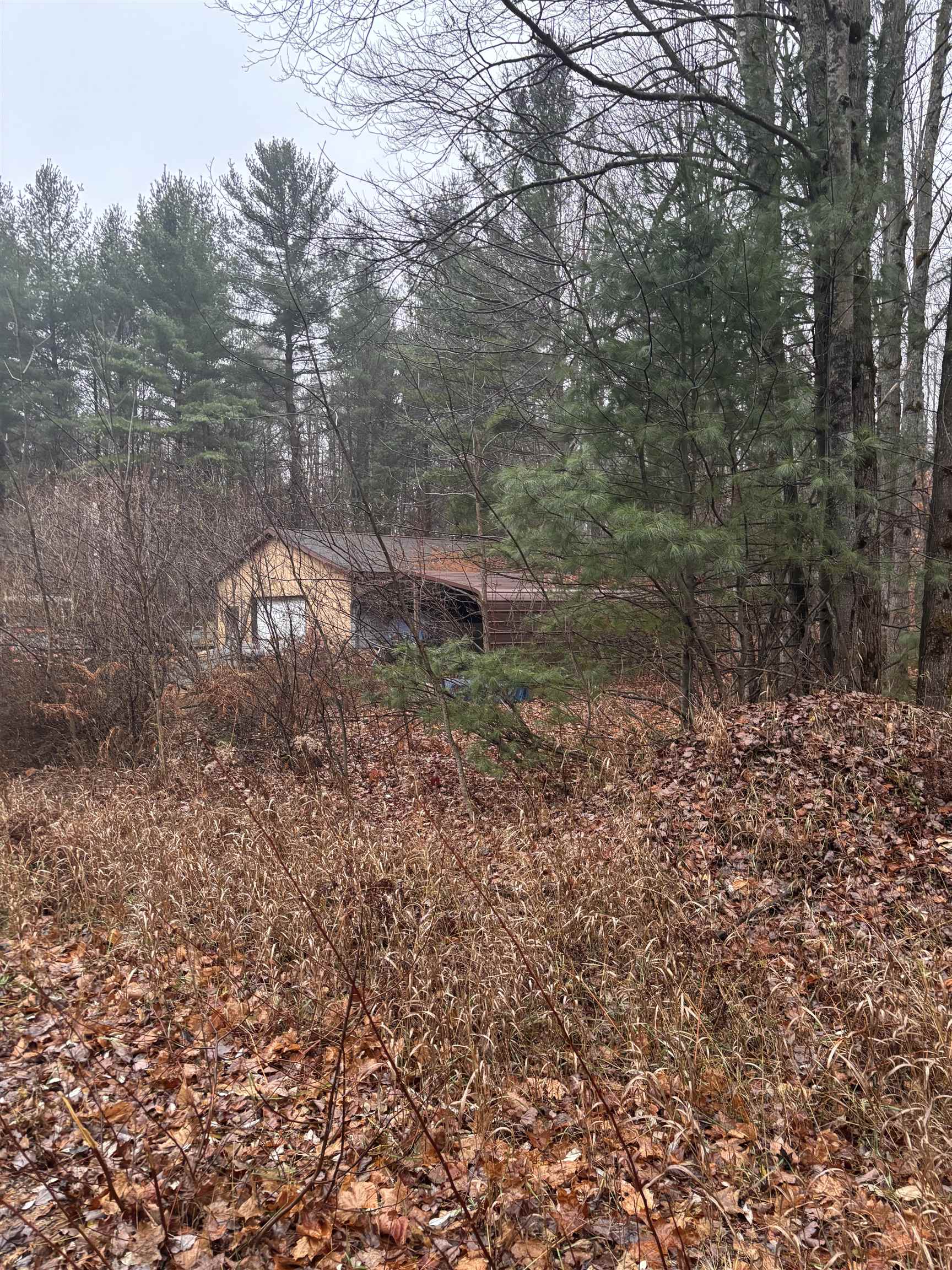 VL 23 Lake Louise Road