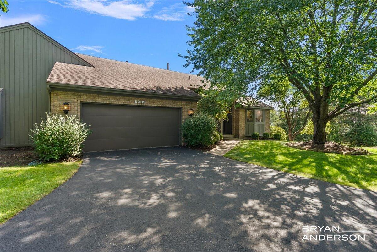 2285 Mourning Dove Court SE