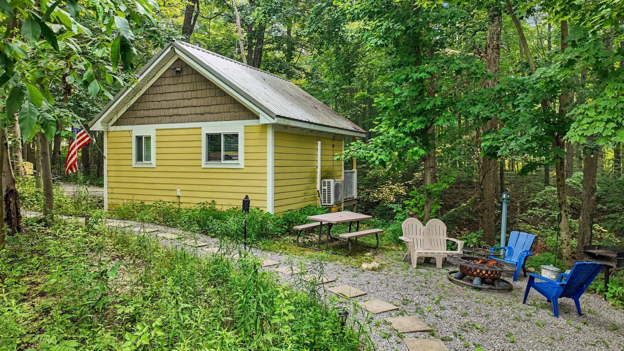 57440 Michigan 40