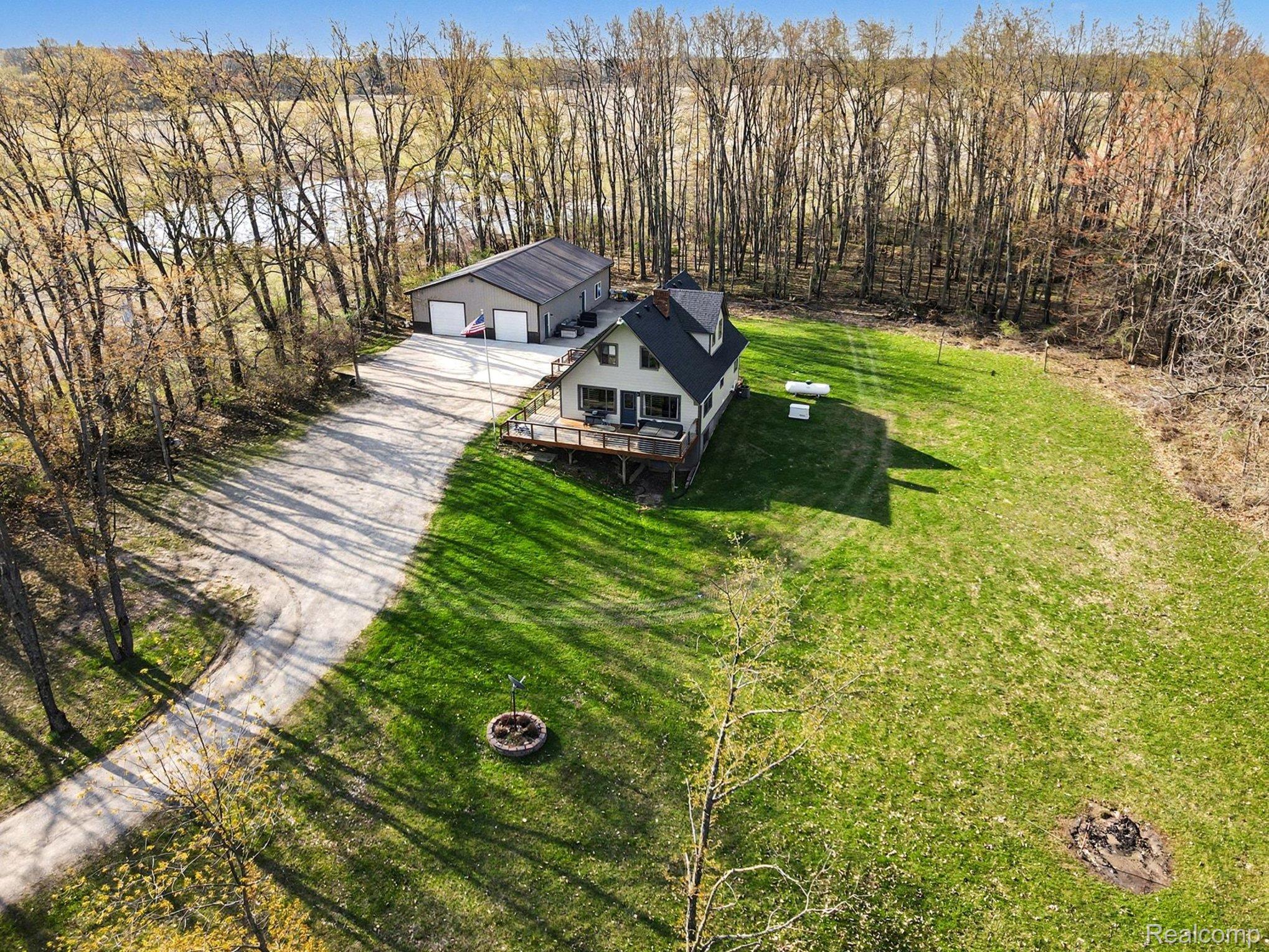 6225 W Lovejoy Road