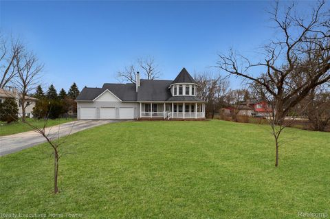 Photo of 3381 Rockhaven Avenue, Rochester Hills City, MI 48309 (MLS # 20261026435)