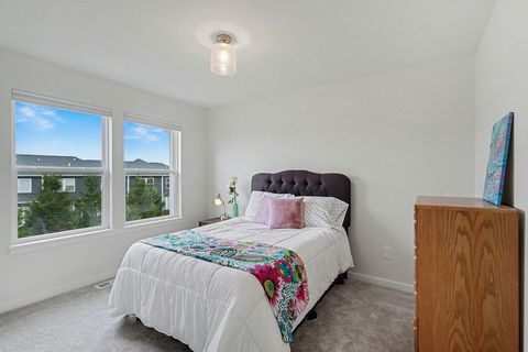 Tiny photo for 4111 Corvo Trace, Kalamazoo City, MI 49009 (MLS # 66026009560)