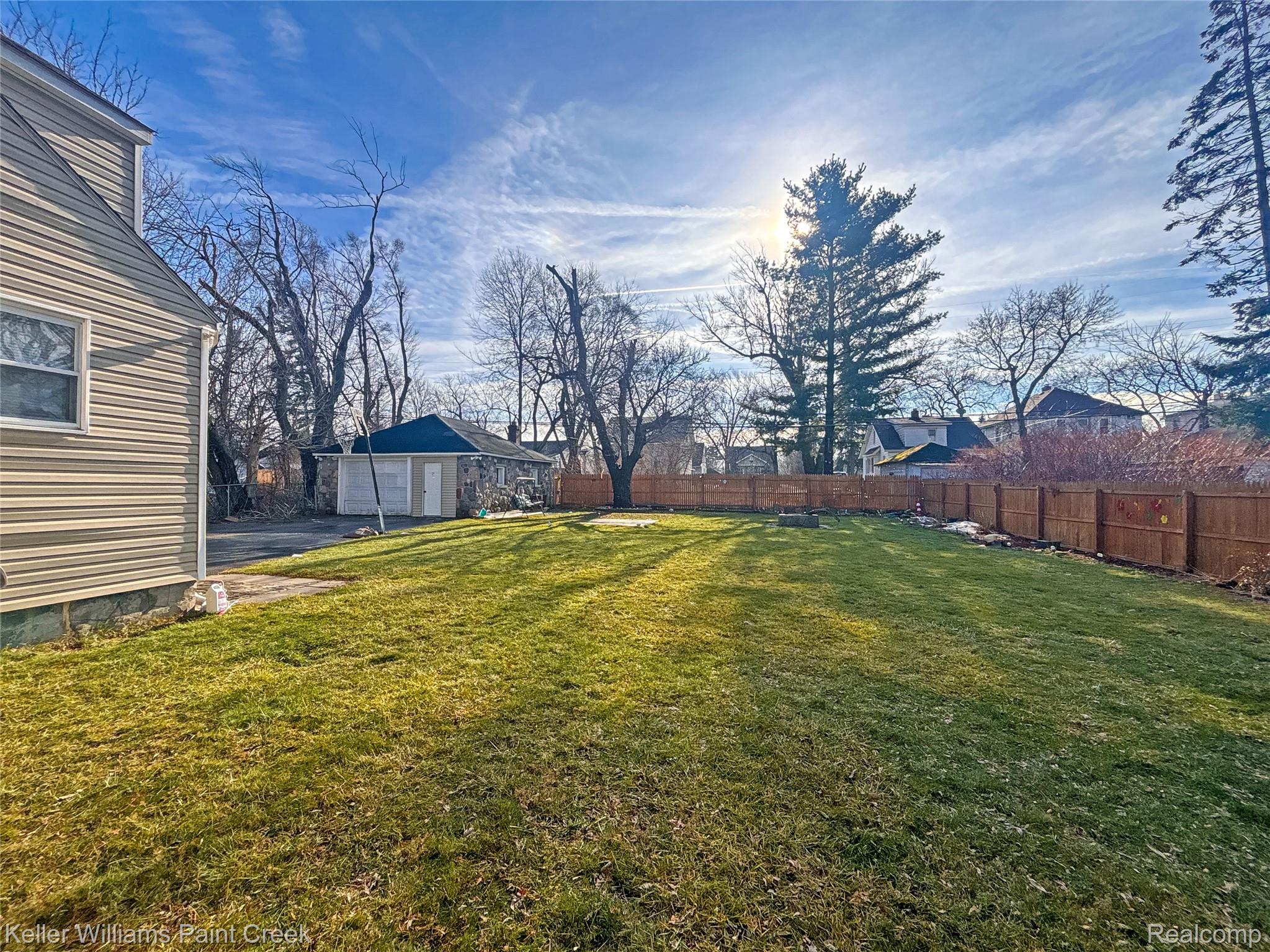 78 E Strathmore Avenue