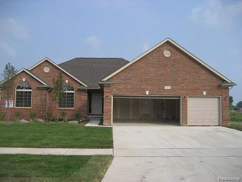 39229 Jefferson Avenue Harrison Charter Township MI 48045