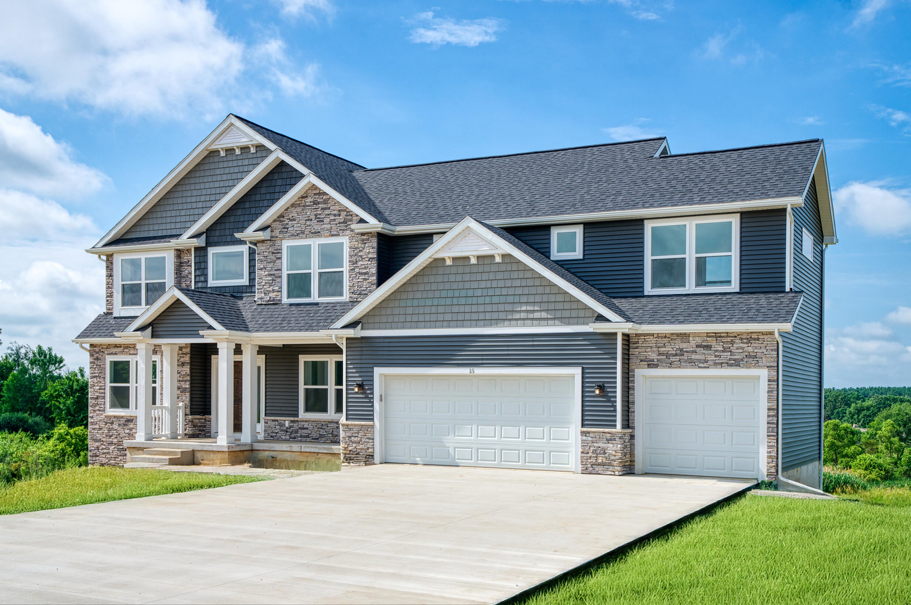 3 Peninsula Drive