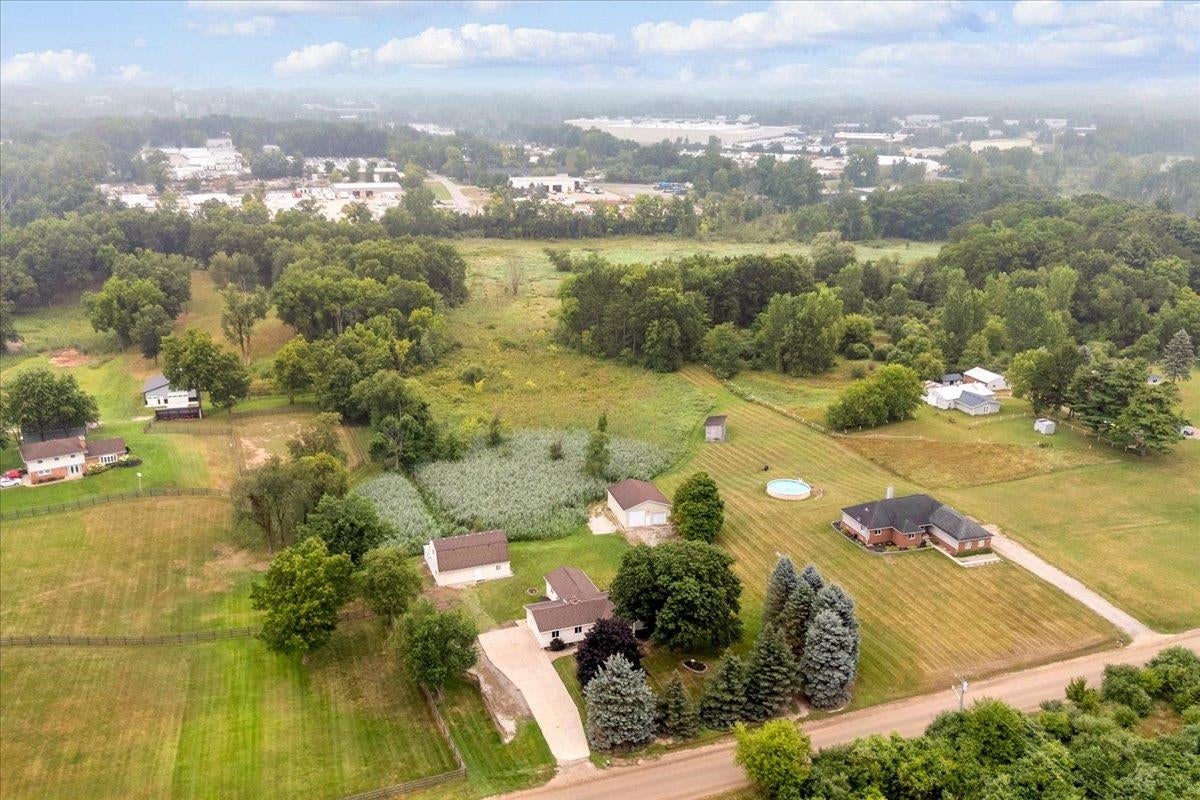 12789 12 Mile Road