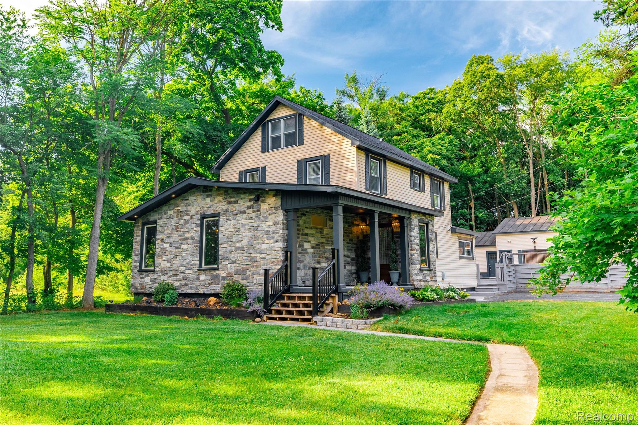 4860 Bluebush Road