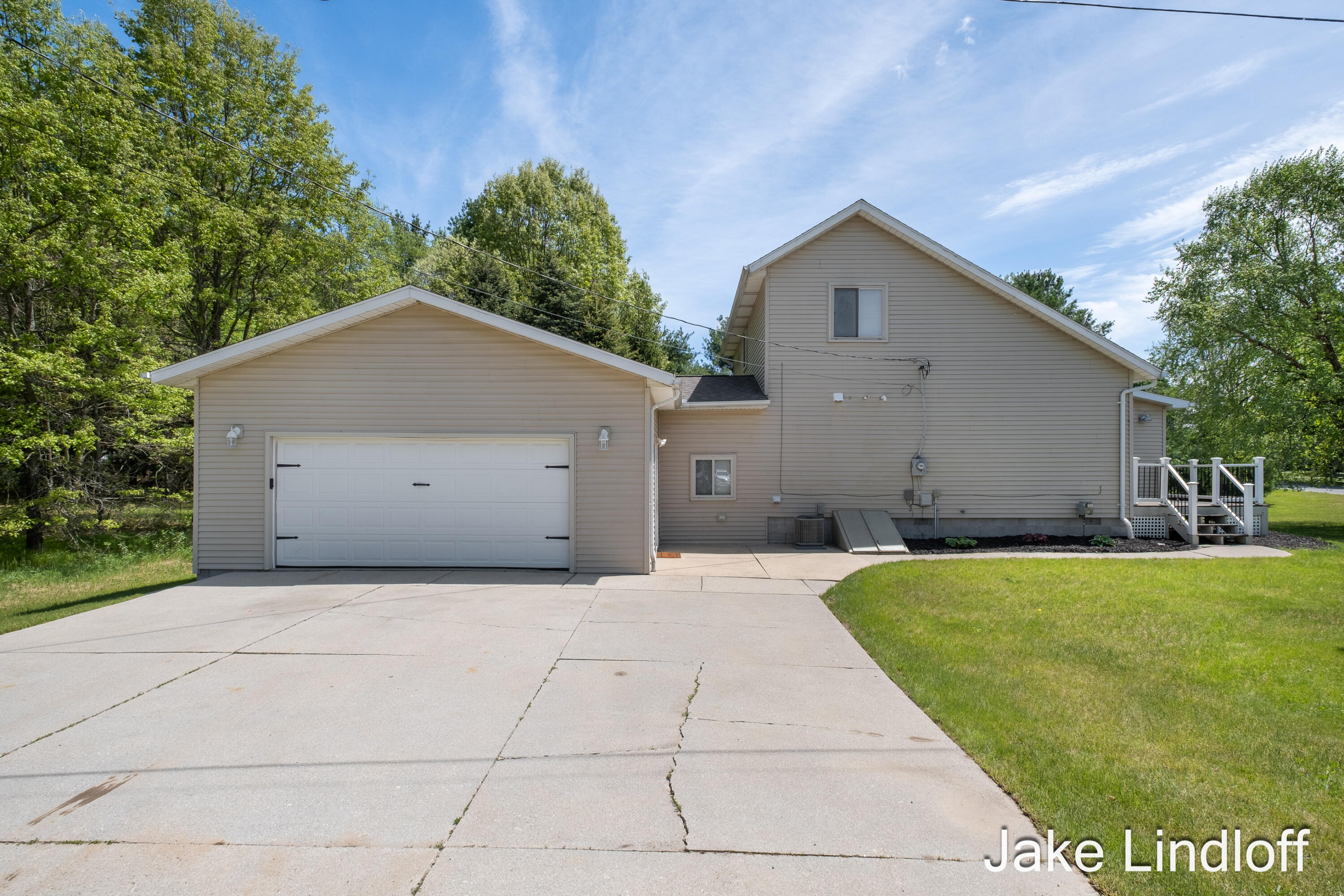 11014 E Royal Road