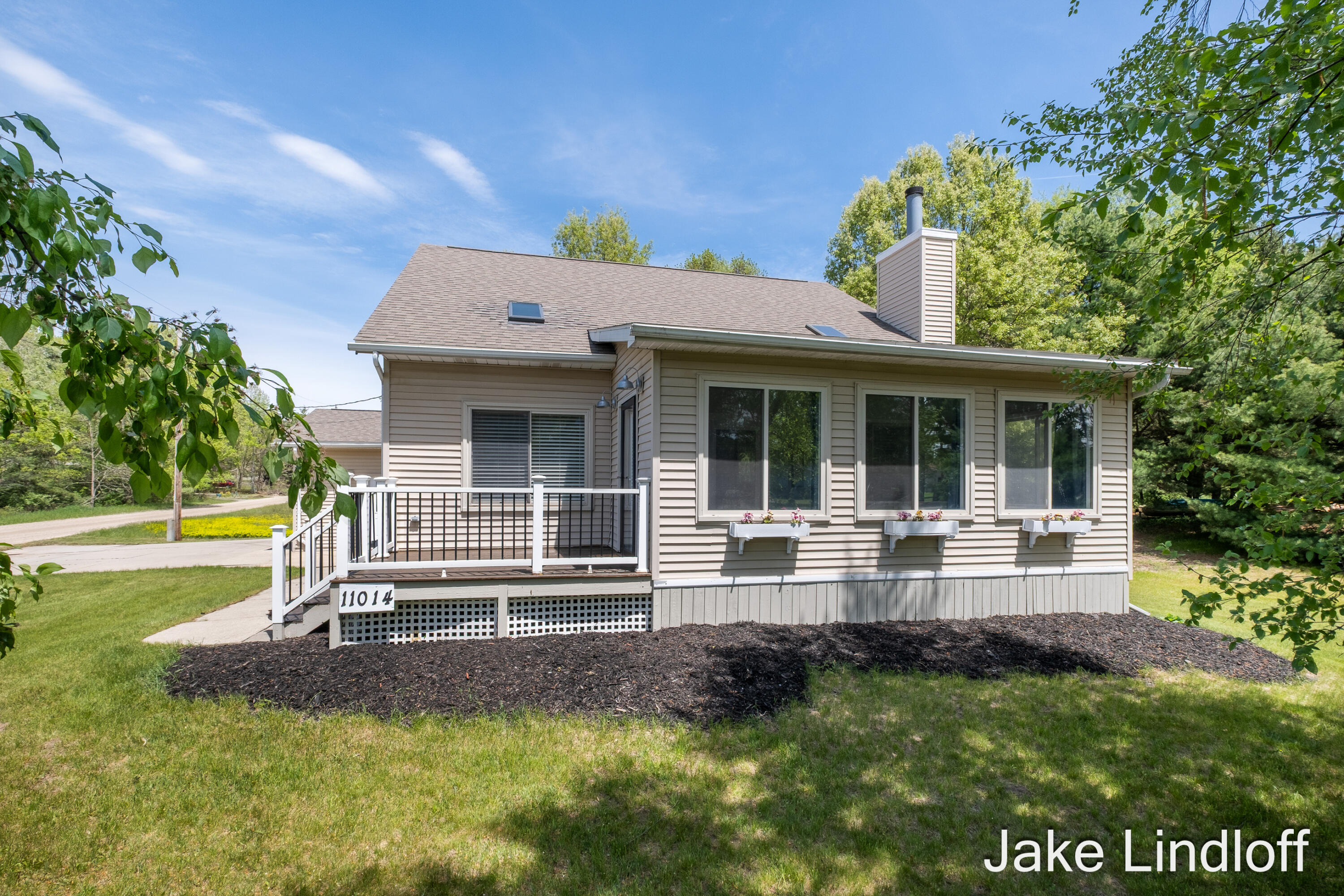 11014 E Royal Road