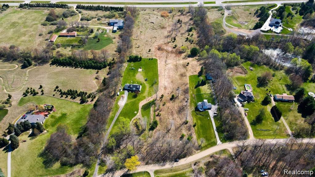 0000 Farmbrook Lane