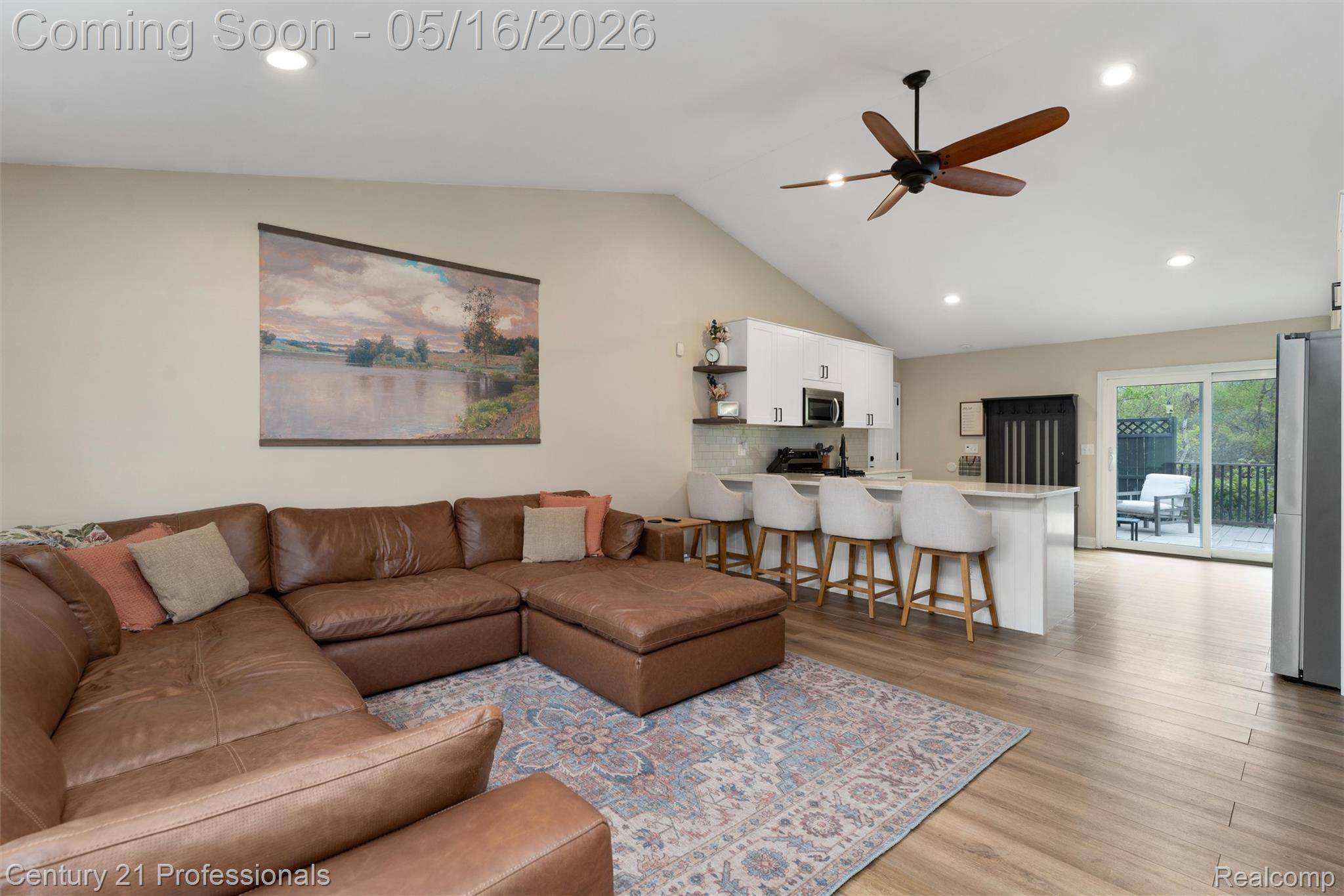 1203 Eason