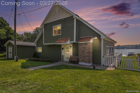 3174 Nisbet Road Hamburg Township MI 48169