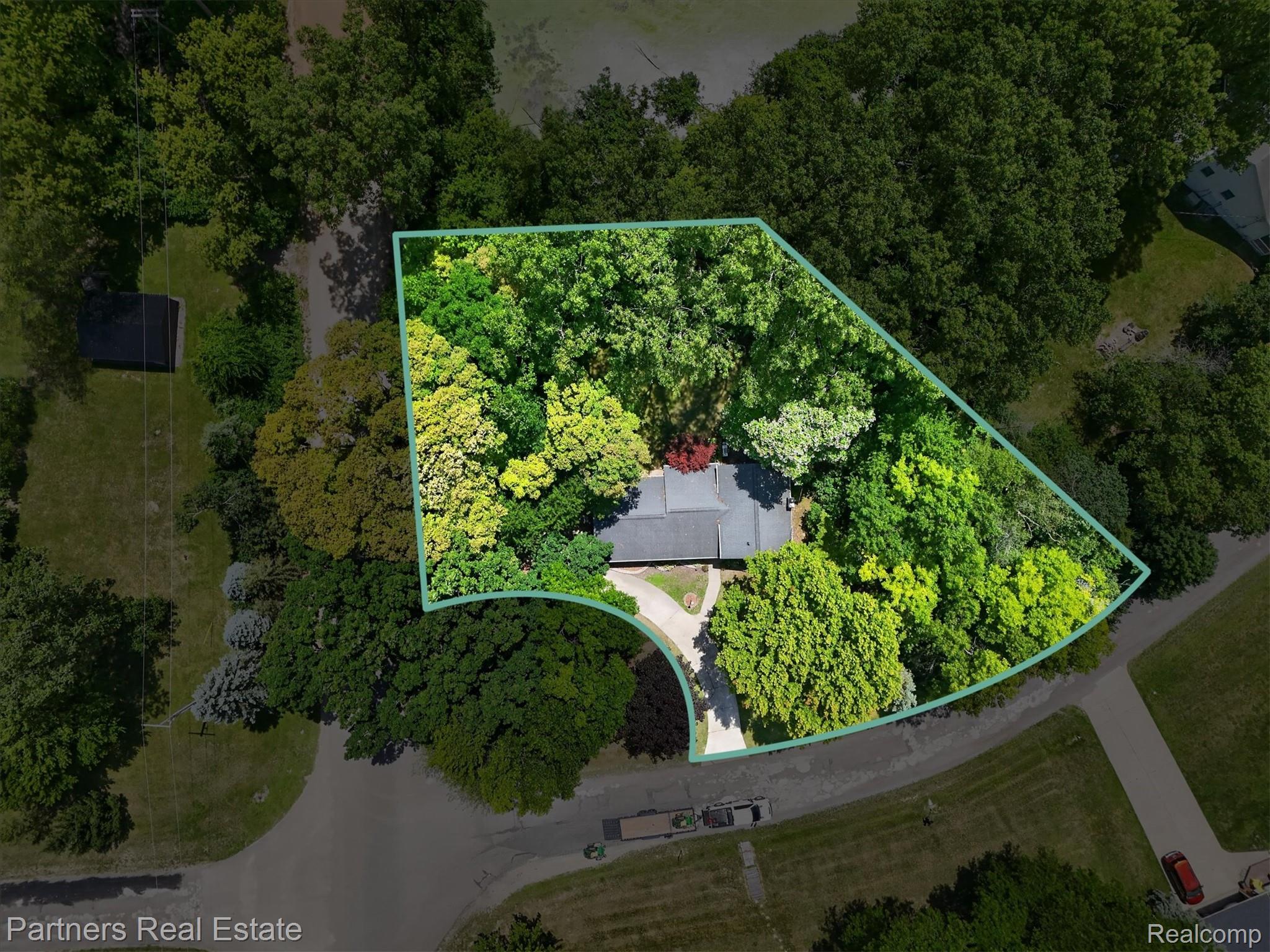 2500 Hubert Road