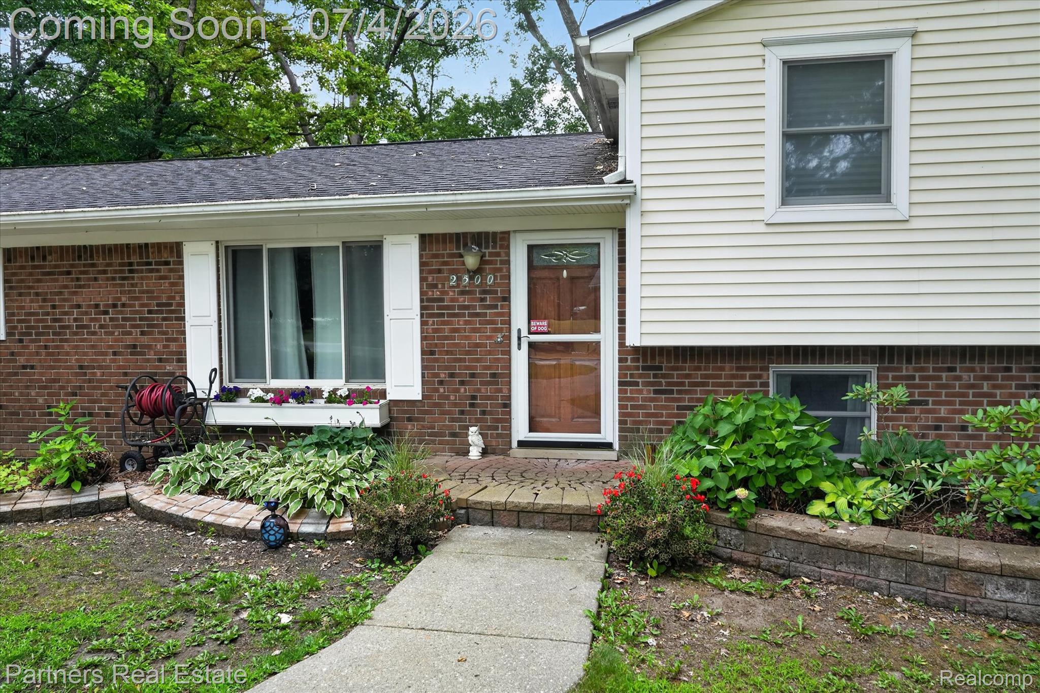 2500 Hubert Road