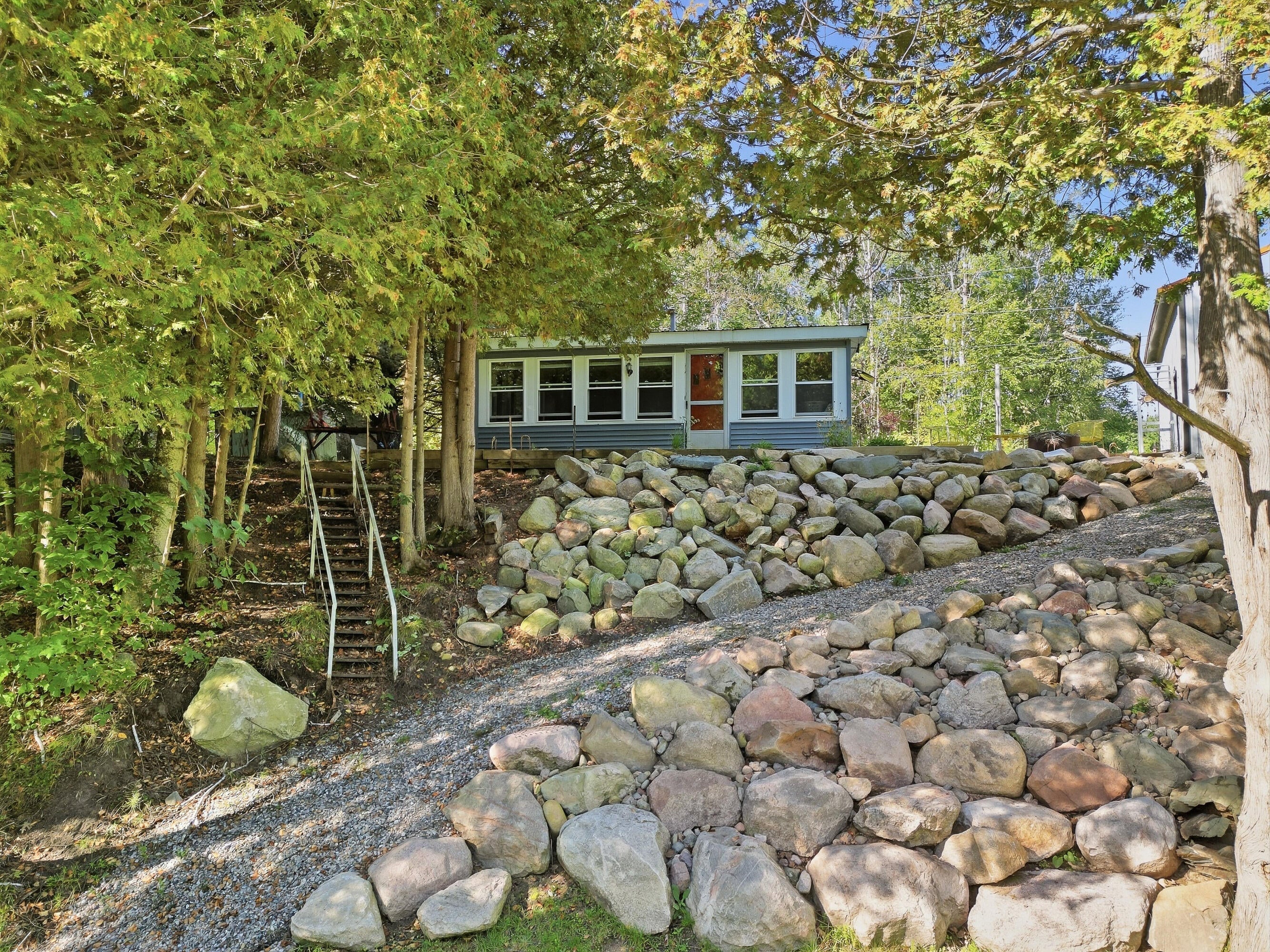 18490 Oxbow Drive